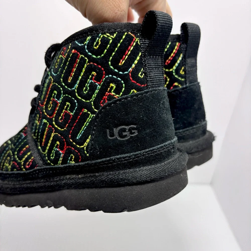 UGG NEUMEL II‎ GRAPHIC STITCH BLACK SUEDE BOOTS SIZE 10 TODDLER